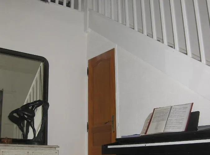 Holiday home Maison Avec Cour, Proche Centre Et Gare *